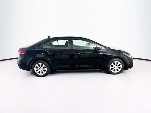 Used 2025 Toyota Corolla LE image 10