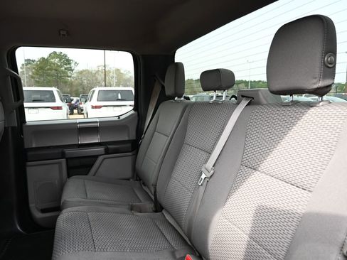 Used 2015 Ford F150 XLT w/ Equipment Group 301A Mid image 16