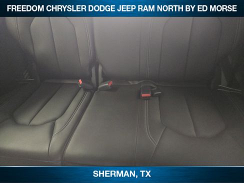 New 2026 Chrysler Voyager LX image 21