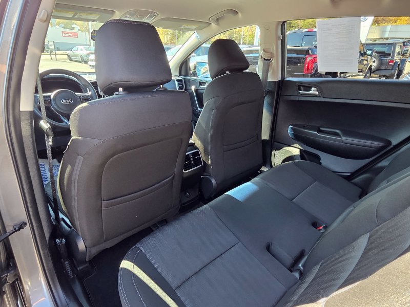 Used 2017 Kia Sportage LX AWD/4WD image 19