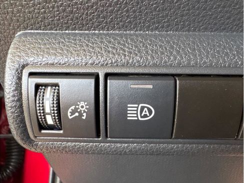 Used 2022 Toyota Corolla LE FWD image 22