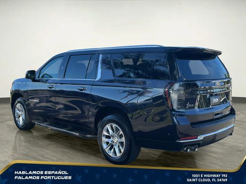 Certified 2025 Chevrolet Suburban Premier RWD image 4