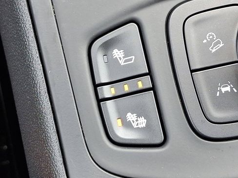 Used 2023 GMC Terrain SLT w/ Tech Package AWD/4WD image 11
