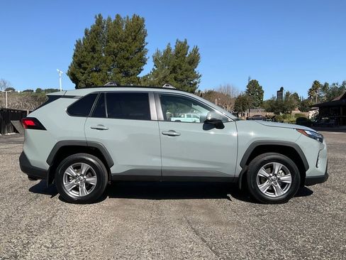 Used 2023 Toyota RAV4 XLE image 7