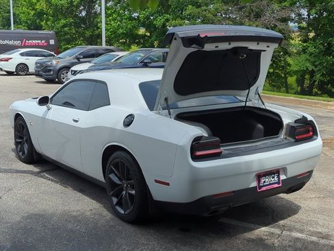 Used 2019 Dodge Challenger R/T Scat Pack RWD image 10