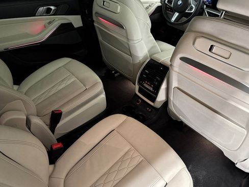 Certified 2024 BMW X7 xDrive40i w/ Executive Package image 31