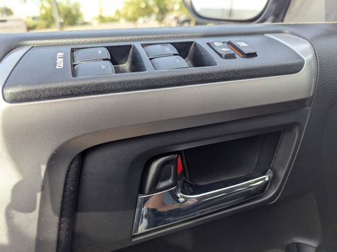 Used 2021 Toyota 4Runner SR5 image 30