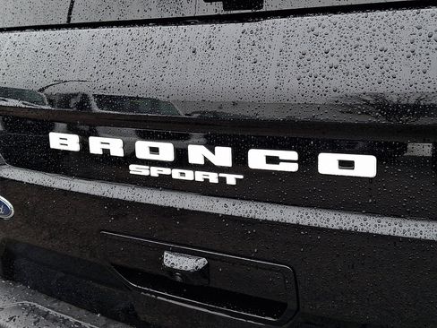 Certified 2025 Ford Bronco Sport Outer Banks w/ Outer Banks Tech Package+ image 34