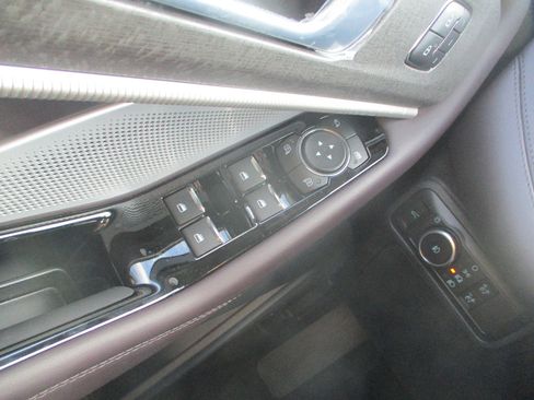 New 2026 Ford Explorer Platinum RWD image 15