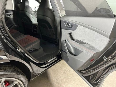 New 2026 Audi RS Q8 performance image 11