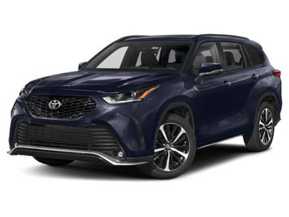 Used 2022 Toyota Highlander XLE