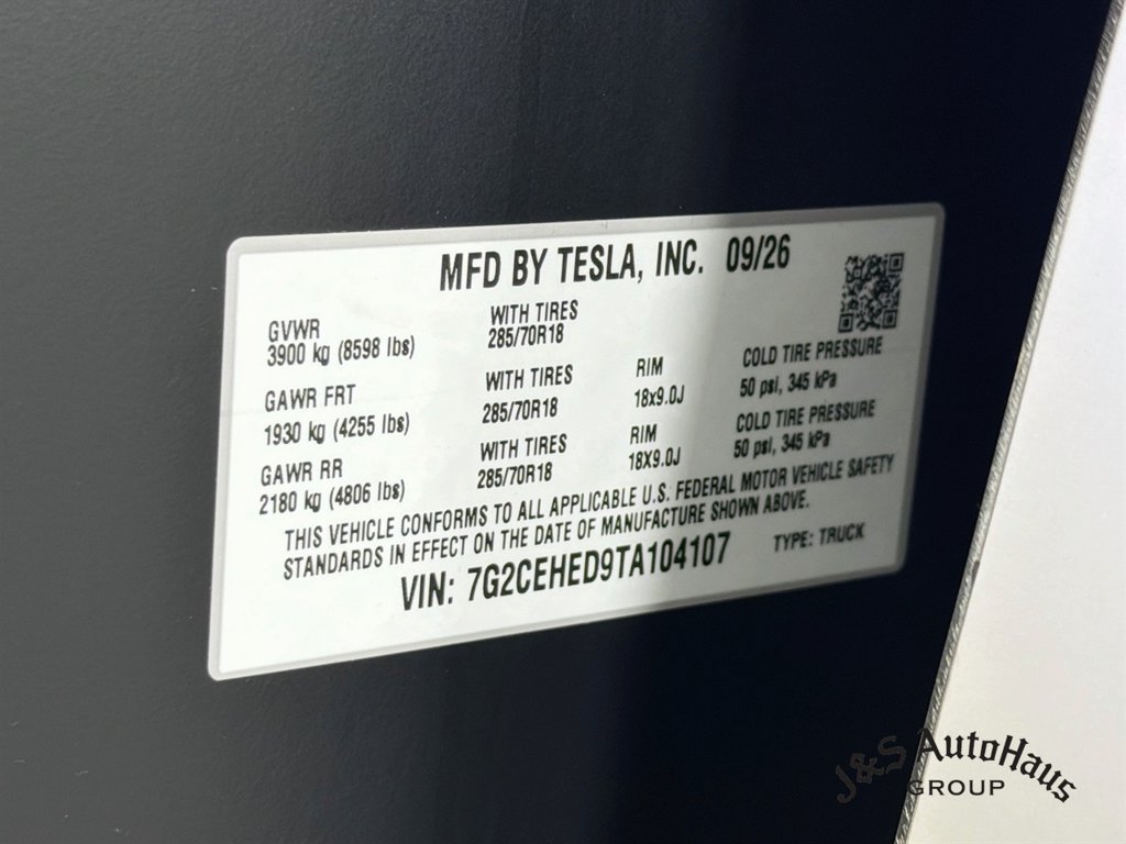 Used 2026 Tesla Cybertruck AWD Crew Cab image 40