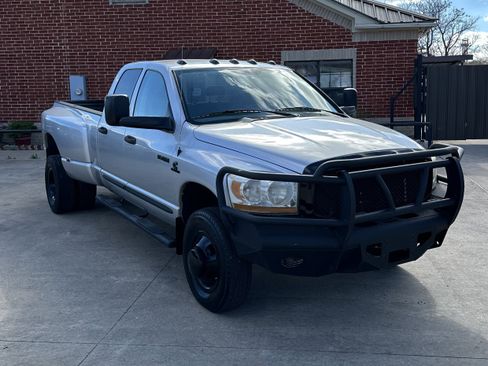 Used 2006 Dodge Ram 3500 Truck SLT image 1