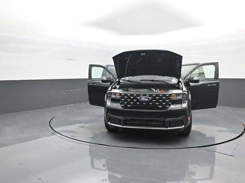 New 2026 Ford Maverick XLT w/ XLT Luxury Package AWD/4WD image 36