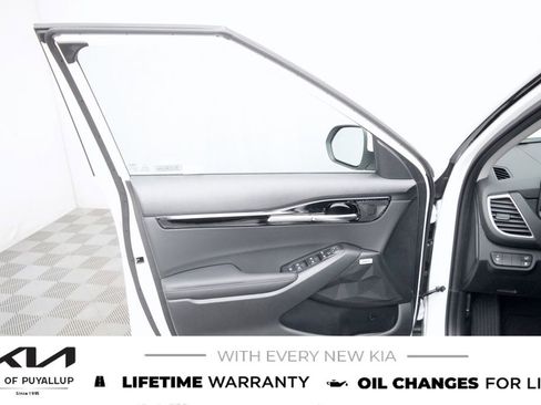 New 2026 Kia Seltos SX AWD/4WD image 9