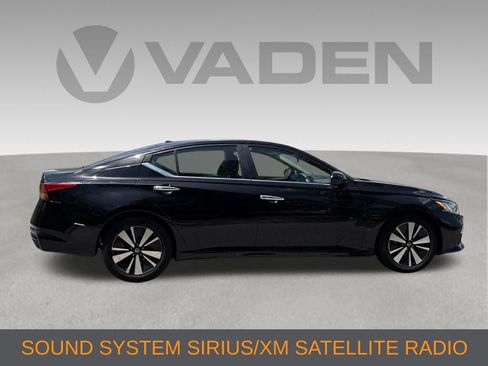 Used 2022 Nissan Altima 2.5 SV FWD image 4