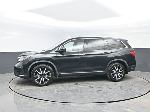 Used 2019 Honda Pilot Elite image 4