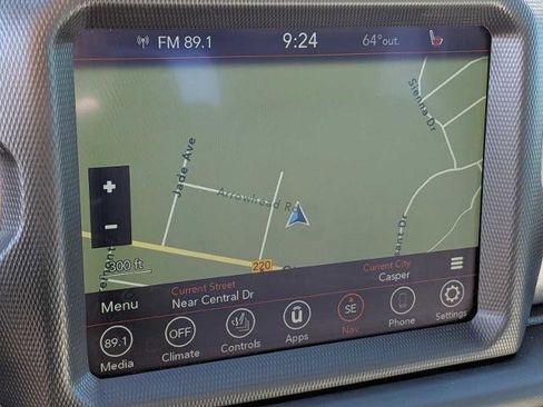 Used 2023 Jeep Gladiator Mojave w/ Cold Weather Group AWD/4WD image 22