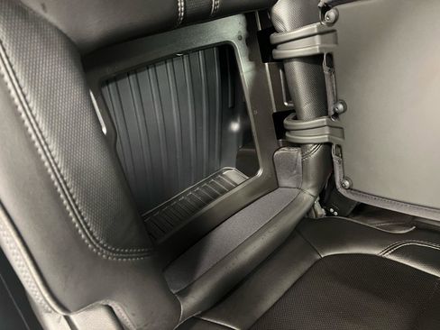 Used 2020 Chevrolet Silverado 1500 High Country AWD/4WD image 20