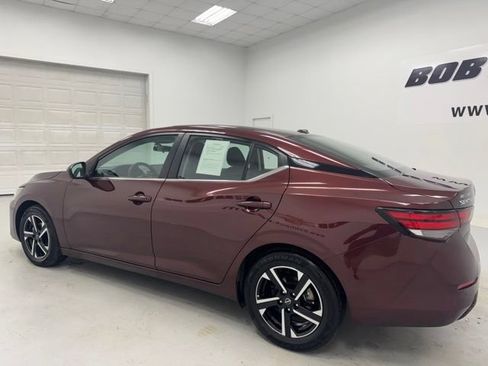 Used 2025 Nissan Sentra SV FWD image 7