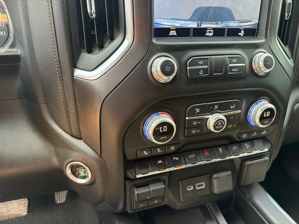 Used 2022 GMC Sierra 1500 AT4 w/ AT4 Carbonpro Edition AWD/4WD image 30