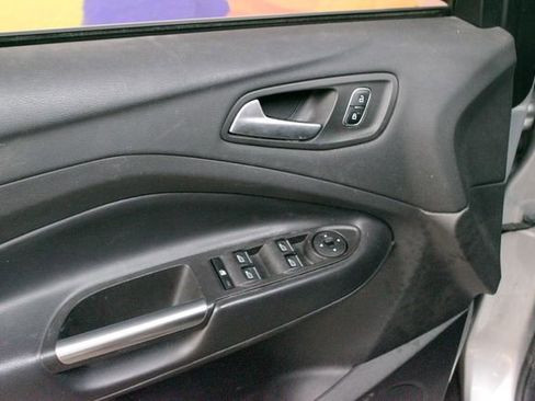 Used 2019 Ford Escape SEL AWD/4WD image 13