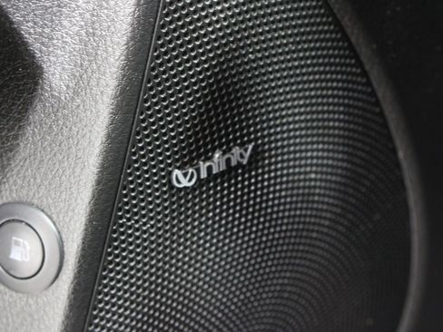 Used 2014 Kia Sorento SX w/ 3rd Row Package image 10