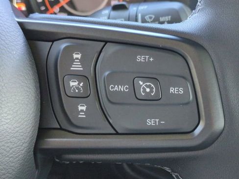 New 2026 Jeep Wrangler Unlimited Rubicon AWD/4WD image 26