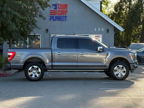 Used 2022 Ford F150 Platinum w/ FX4 Off-Road Package AWD/4WD image 3