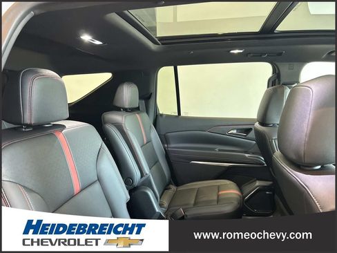 Used 2024 Chevrolet Traverse RS w/ LPO, Floor Liner Package AWD/4WD image 34