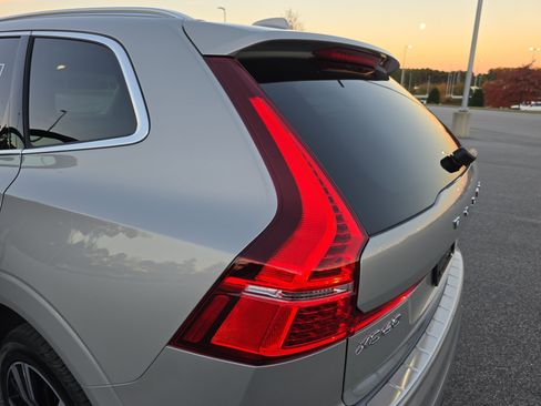 Used 2023 Volvo XC60 B5 Plus w/ Climate Package image 34