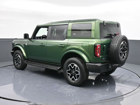 Used 2025 Ford Bronco Outer Banks image 6