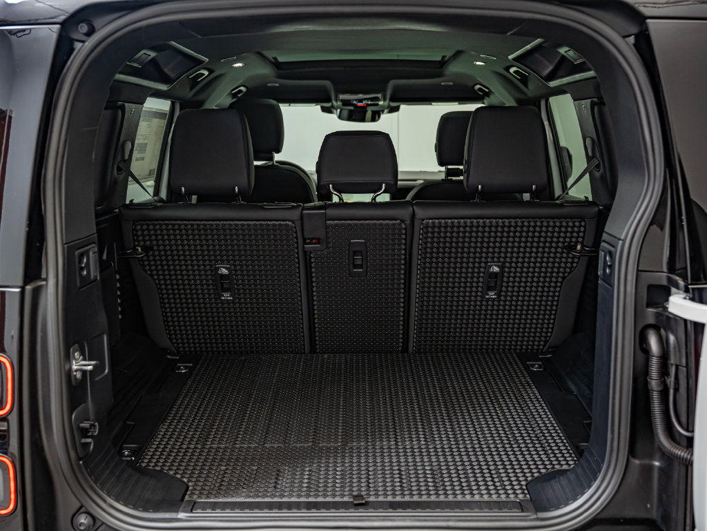 New 2026 Land Rover Defender 110 S AWD/4WD image 20