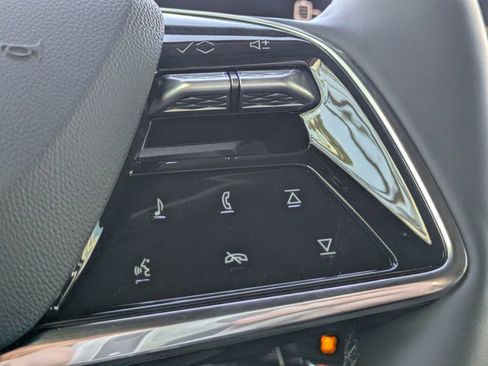 New 2026 Cadillac Optiq Luxury 1 image 29