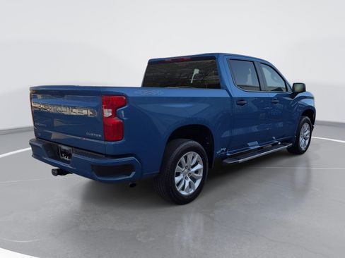 Used 2024 Chevrolet Silverado 1500 Custom AWD/4WD image 3