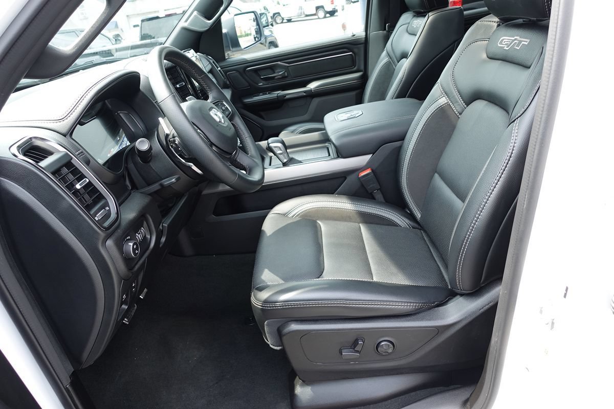 Used 2024 RAM 1500 Laramie w/ Night Edition AWD/4WD image 20