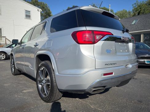 Used 2019 GMC Acadia Denali AWD/4WD image 5
