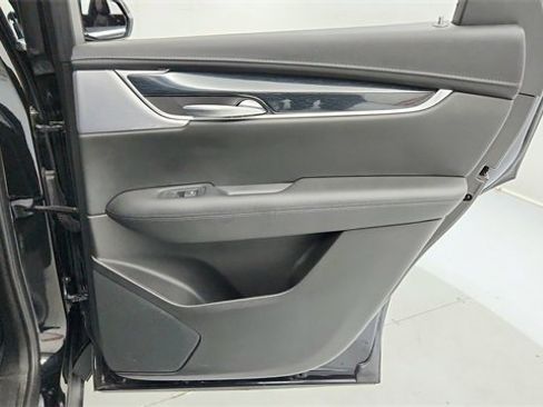 Certified 2024 Cadillac XT5 Premium Luxury w/ LPO, Floor Liner Package image 21