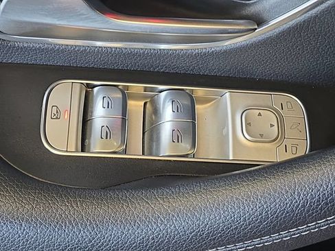 Used 2024 Mercedes-Benz GLE 350 4MATIC image 31