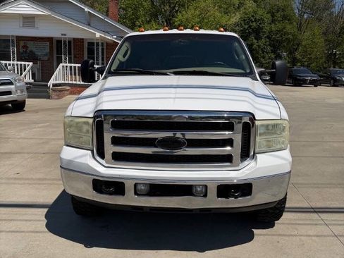 Used 2005 Ford F350 Lariat image 8