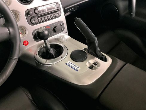 Used 2005 Dodge Viper SRT-10 RWD image 16