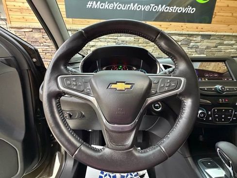 Used 2023 Chevrolet Equinox LT image 17