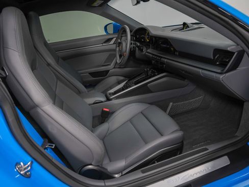 Used 2023 Porsche 911 Carrera w/ Sport Chrono Package image 2