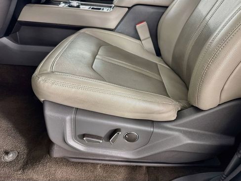 Used 2021 Ford Expedition Max Limited RWD image 38