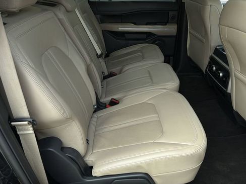 Used 2024 Ford Expedition Max Limited image 41