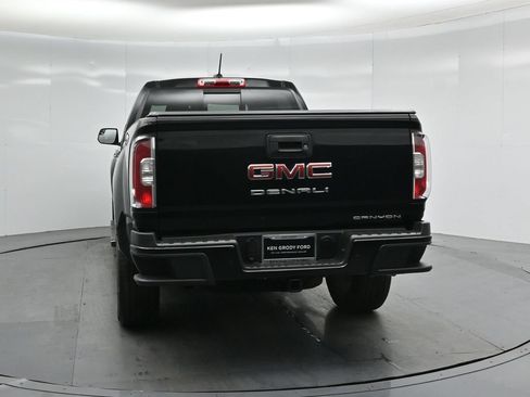 Used 2022 GMC Canyon Denali AWD/4WD image 26