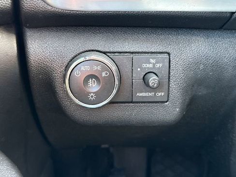 Used 2016 GMC Acadia SLT w/ Open Road Package AWD/4WD image 32