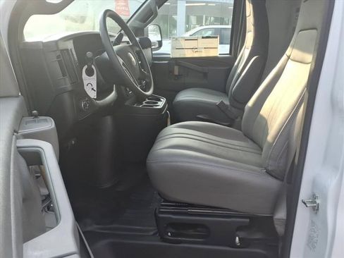 New 2026 Chevrolet Express 3500 w/ Power Convenience Package RWD image 15