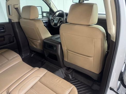 Used 2018 GMC Sierra 3500 Denali w/ Duramax Plus Package image 40