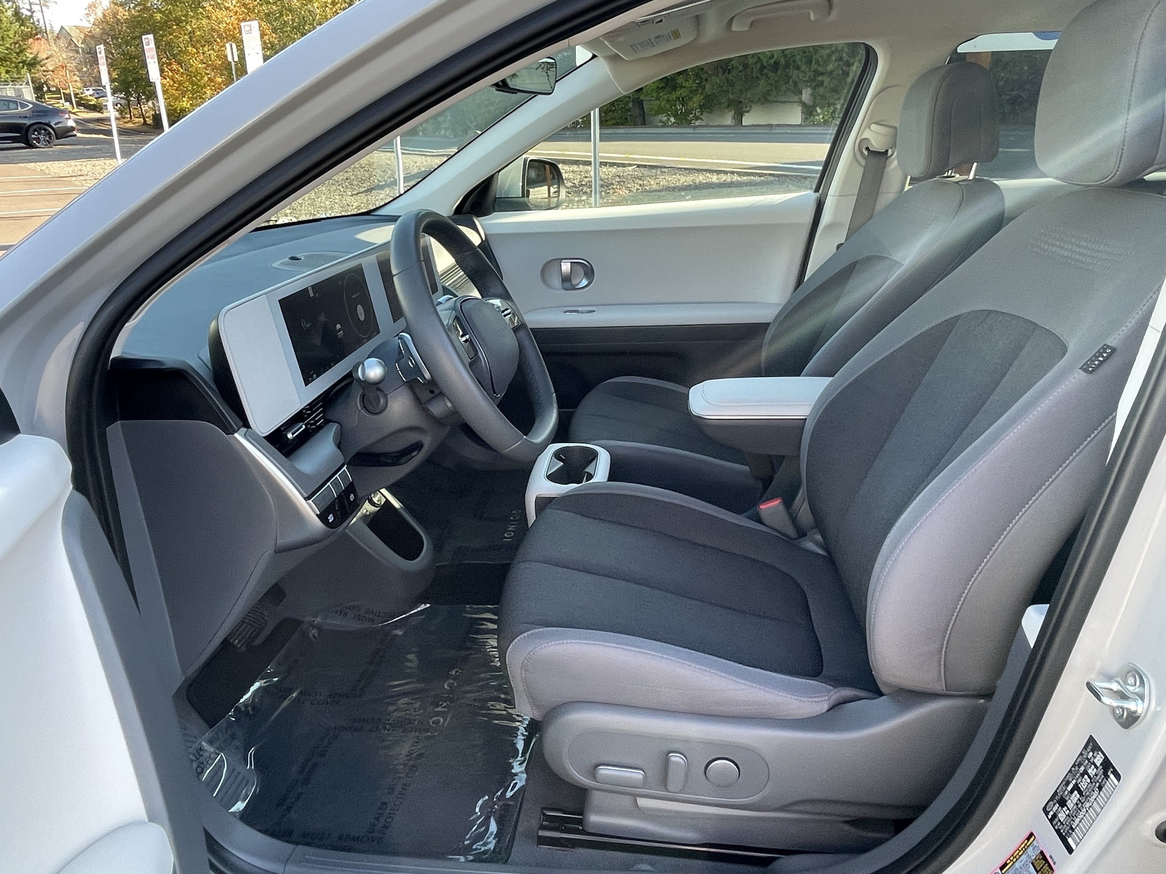 Certified 2024 Hyundai Ioniq 5 SEL AWD/4WD image 10